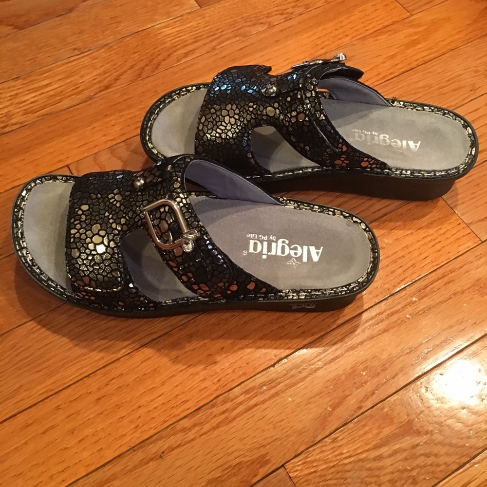NWOT Alegria Strap Sandals - Fiona Pewter Mosaic - Picture 2 of 7